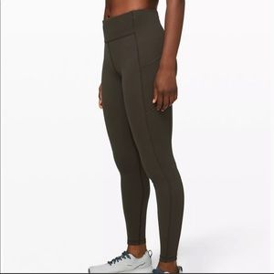Lululemon speed up tight size 8 in Dark Olive